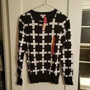Merona black and white pullover sweater